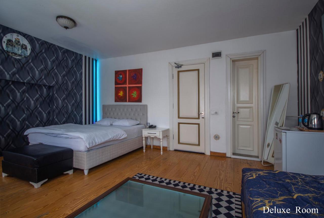 Puhu Otel Istanbul Exterior photo