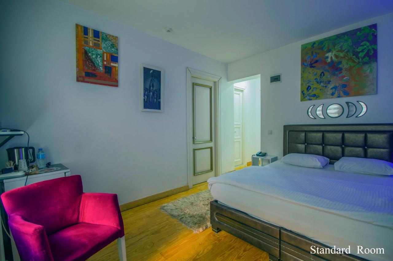 Puhu Otel Istanbul Exterior photo